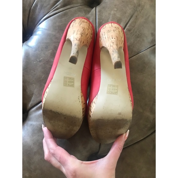 🌺Orange Suede Aldo peep toe pumps size 38/8 - Picture 6 of 8